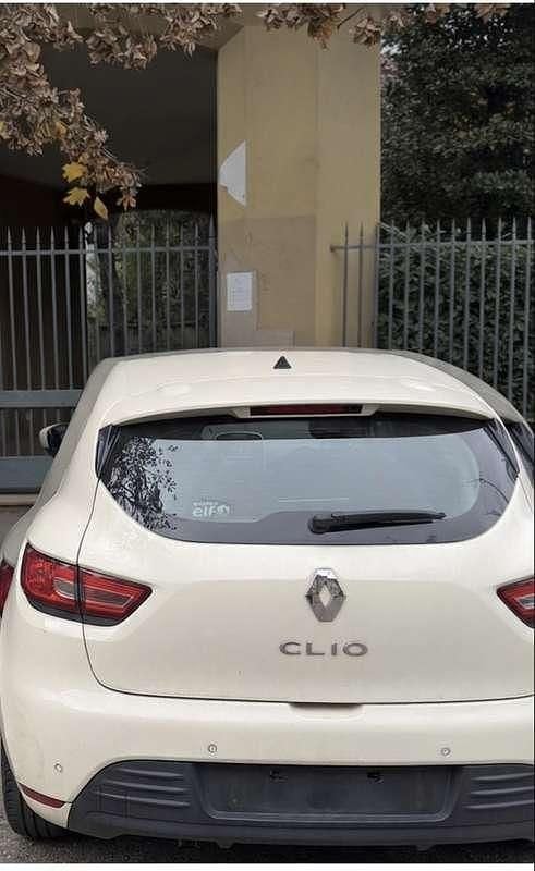 Usata Renault Clio IV Zen 90 CV (66 kW) 2018 Berlina