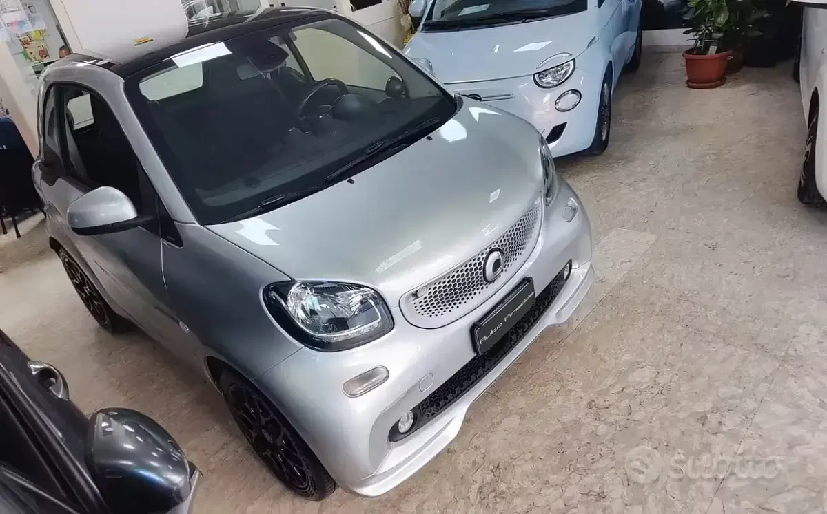 Usata Smart ForTwo Coupé Passion 71 CV (52 kW) 2019 Grigio Coupé