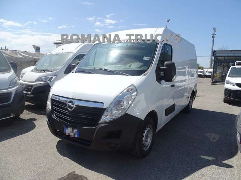 Bianco pastello Usata 2017 Opel Movano Furgone | 9000 € - Immagine 1/4