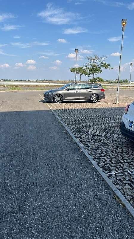 Usata Ford Focus ST-Line 120 CV (88 kW) 2020 Station wagon