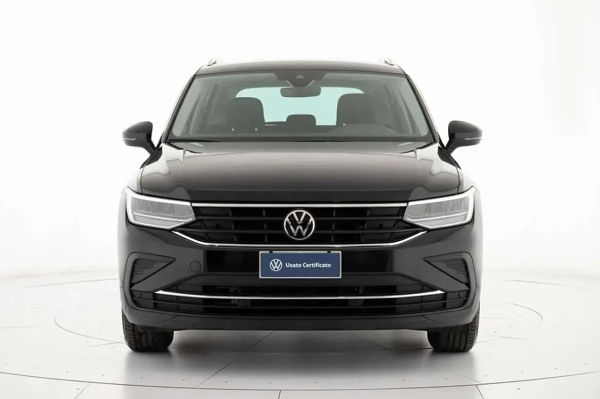Usata VW Tiguan Life 150 CV (110 kW) 2022 Nero SUV