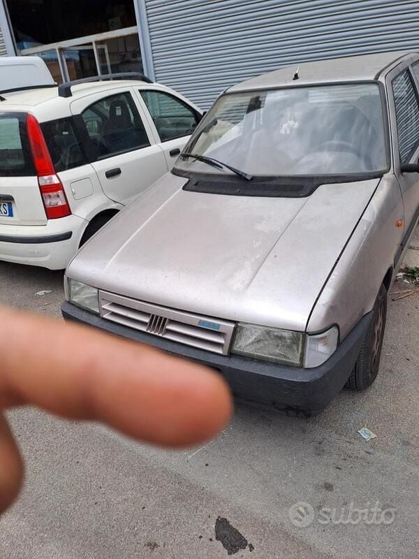 Usata Fiat Uno 45 CV (33 kW) 1993 Grigio Utilitaria