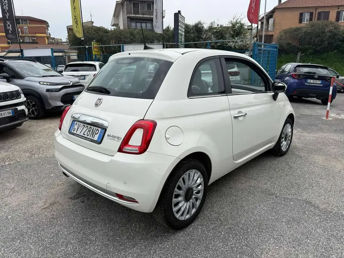 Usata Fiat 500 Dolcevita 69 CV (50 kW) 2024 Bianco Utilitaria