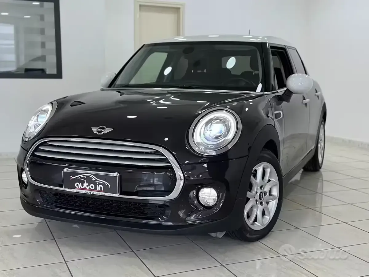 Begagnad Mini Cooper D 116 HK (85 kW) 2016 Brun Halvkombi