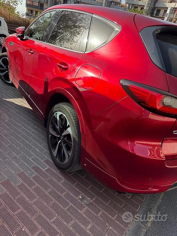 Usata Mazda CX-60 Homura-Line 249 CV (183 kW) 2023 Rosso SUV