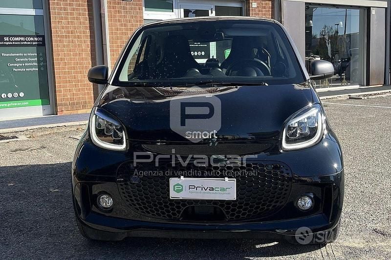 Usata Smart ForTwo Coupé Passion 41 kW (56 CV) 2021 Nero Utilitaria