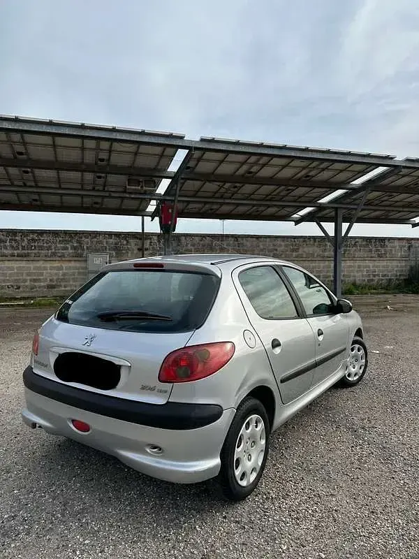Usata Peugeot 206 75 CV (55 kW) 2005 Grigio Berlina