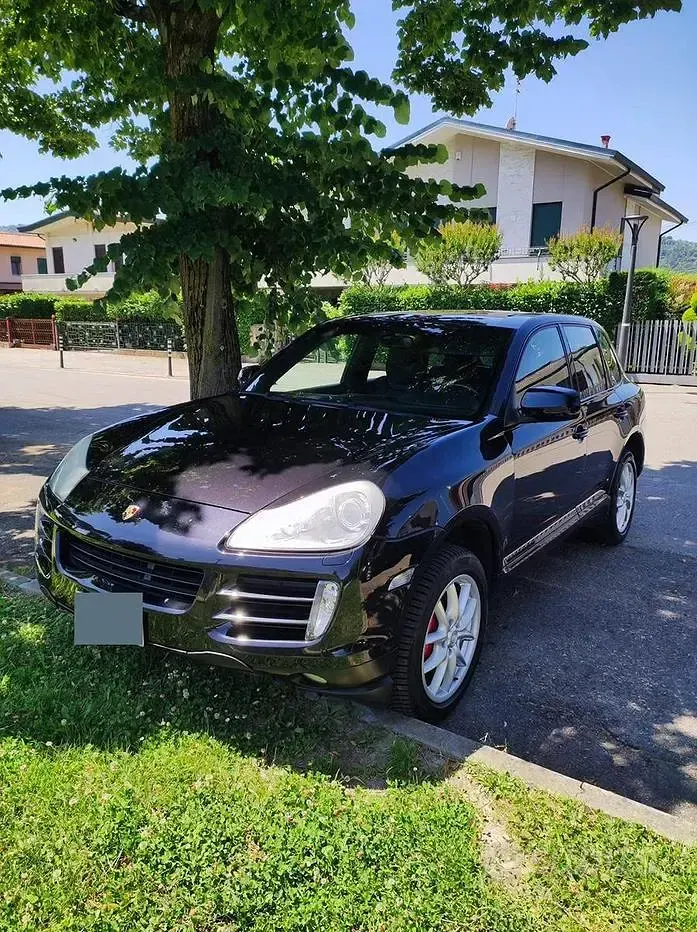 Usata Porsche Cayenne 239 CV (175 kW) 2010 Nero SUV