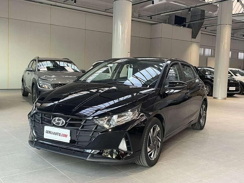 F12 jack Usata 2022 Hyundai i20 Due volumi | 11.900 € (Ottimo prezzo) - Immagine 1/4