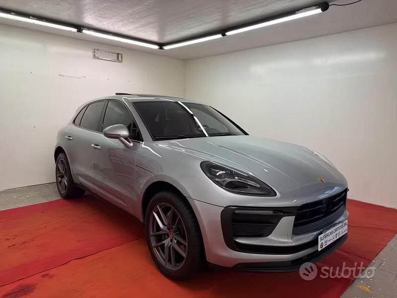 Usata Porsche Macan 265 CV (194 kW) 2023 Grigio SUV