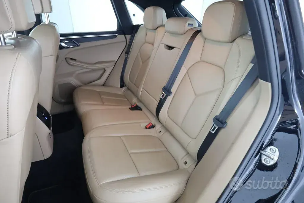 Usata Porsche Macan 245 CV (180 kW) 2020 Nero SUV