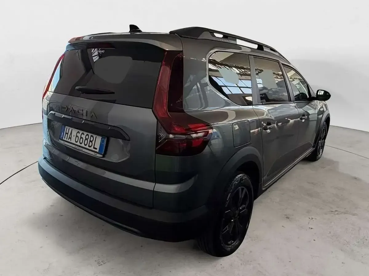 Usata Dacia Jogger Extreme 101 CV (74 kW) 2025 Other Monovolume