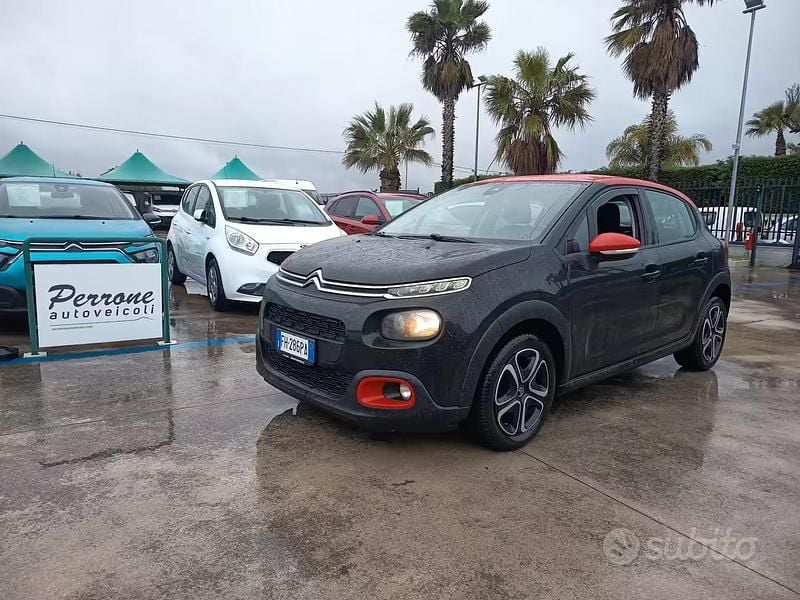 Usata Citroën C3 Shine 75 CV (55 kW) 2017 Nero Berlina