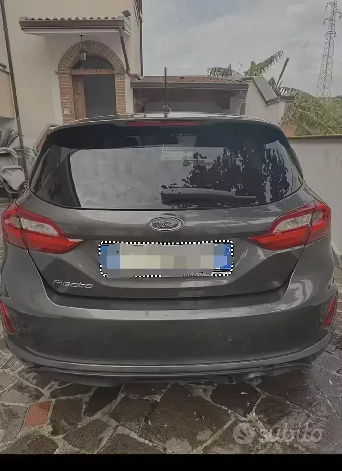 Begagnad Ford Fiesta ST-Line 95 HK (69 kW) 2019 Grå Halvkombi