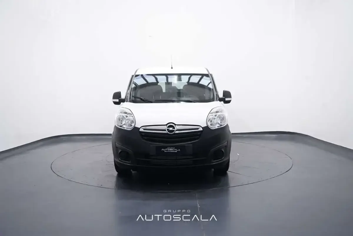 Usata Opel Combo 95 CV (69 kW) 2018 Bianco Monovolume