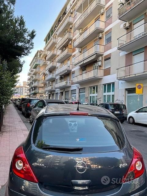 Usata Opel Corsa 2009 Blu Berlina