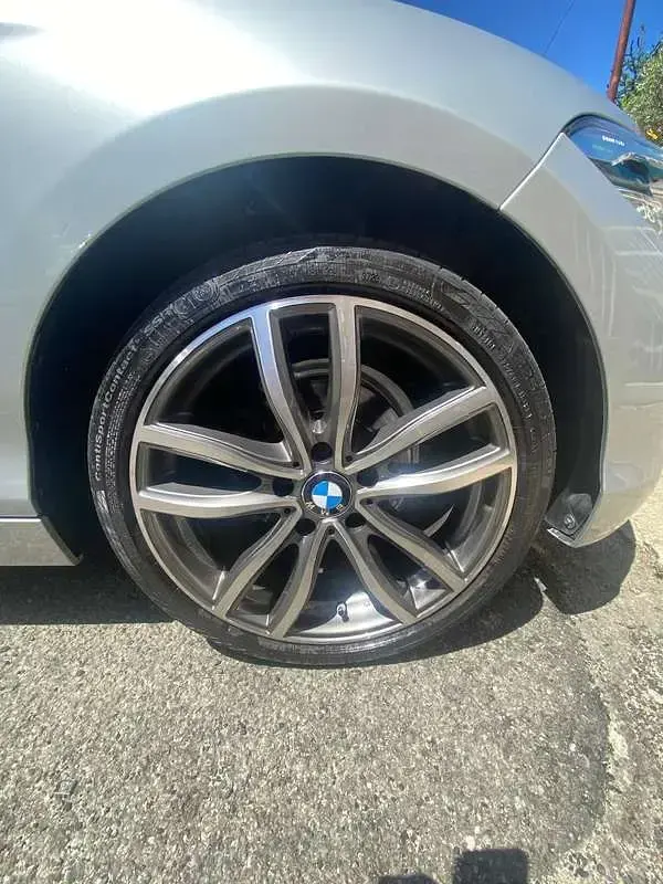 Usata BMW 118 Efficient Dynamics 150 CV (110 kW) 2019 Argento Utilitaria