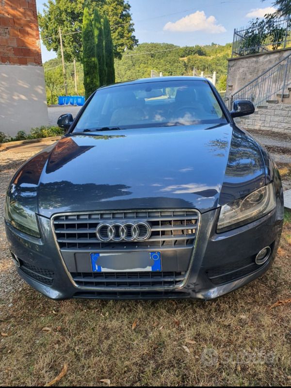 Usata Audi A5 Design 190 CV (139 kW) 2010 Grigio Coupé