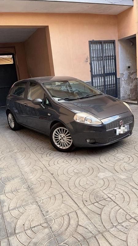 Usata Fiat Grande Punto 2009 Grigio Utilitaria