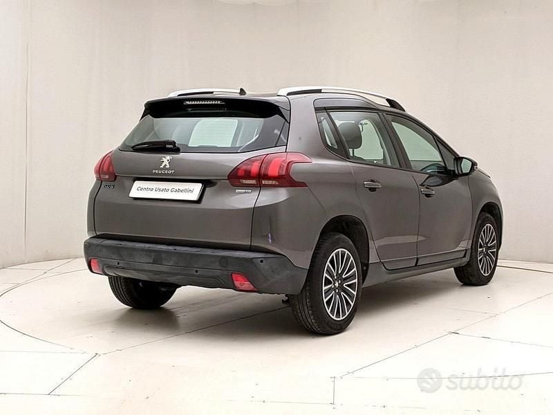 Usata Peugeot 2008 Active 75 CV (55 kW) 2016 Grigio SUV