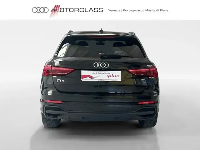 Usata Audi Q3 S-Line 150 CV (110 kW) 2025 Nero mito metallizzato SUV