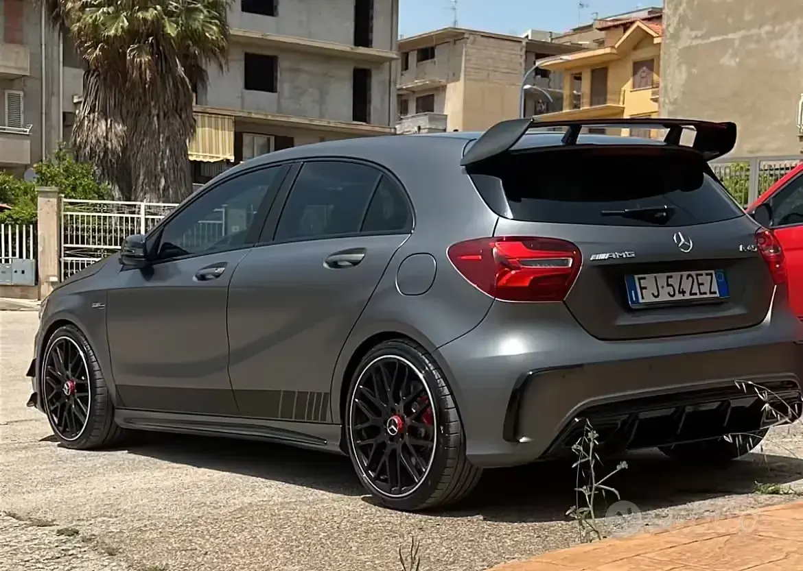 Usata Mercedes A45 AMG AMG 381 CV (280 kW) 2017 Grigio Utilitaria