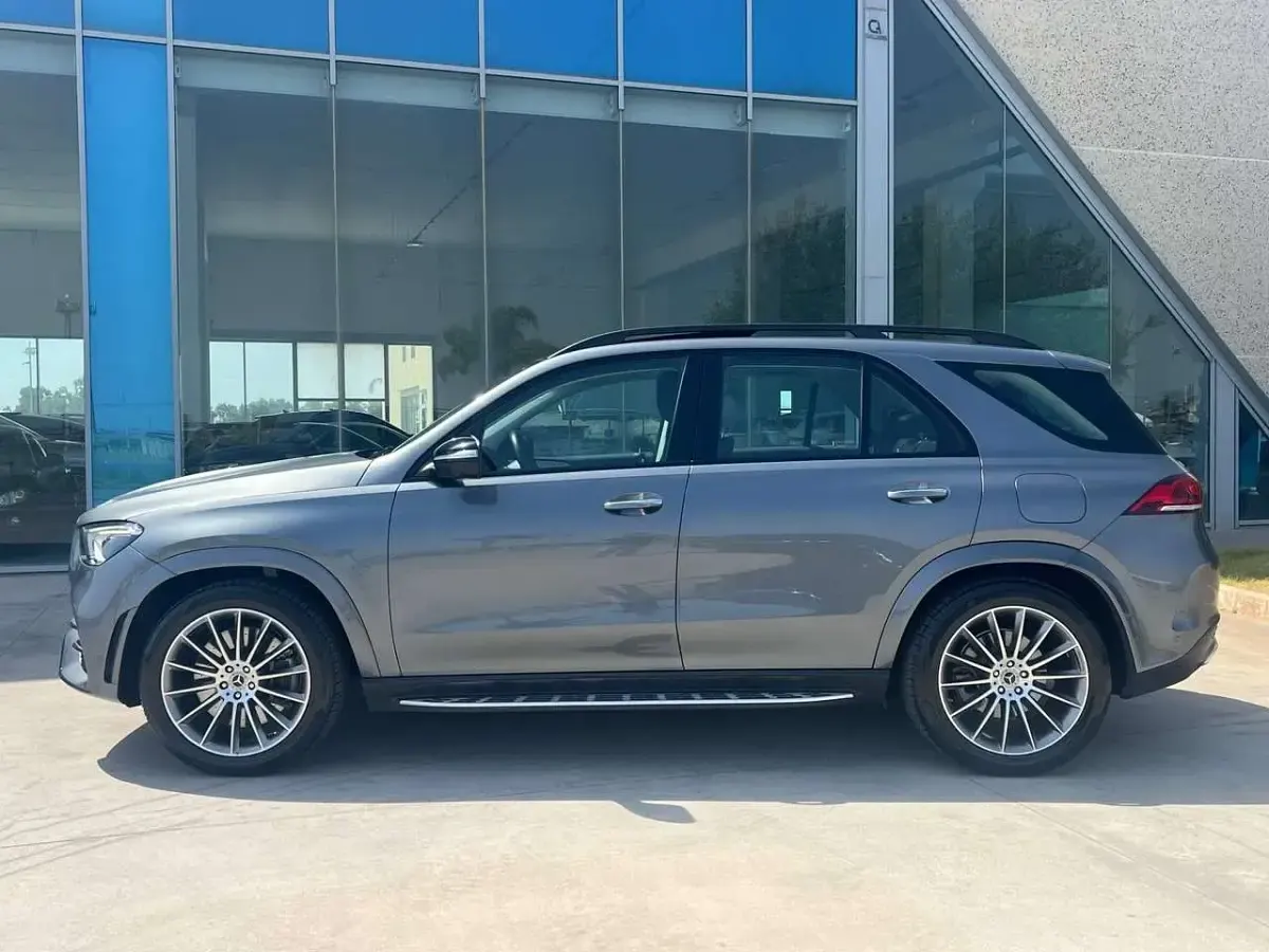 Usata Mercedes GLE350 Premium 194 CV (142 kW) 2022 Argento SUV