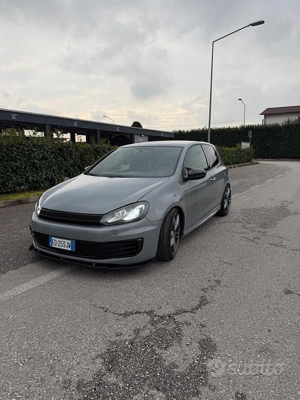 Usata VW Golf VI 122 CV (89 kW) 2010 Grigio Utilitaria