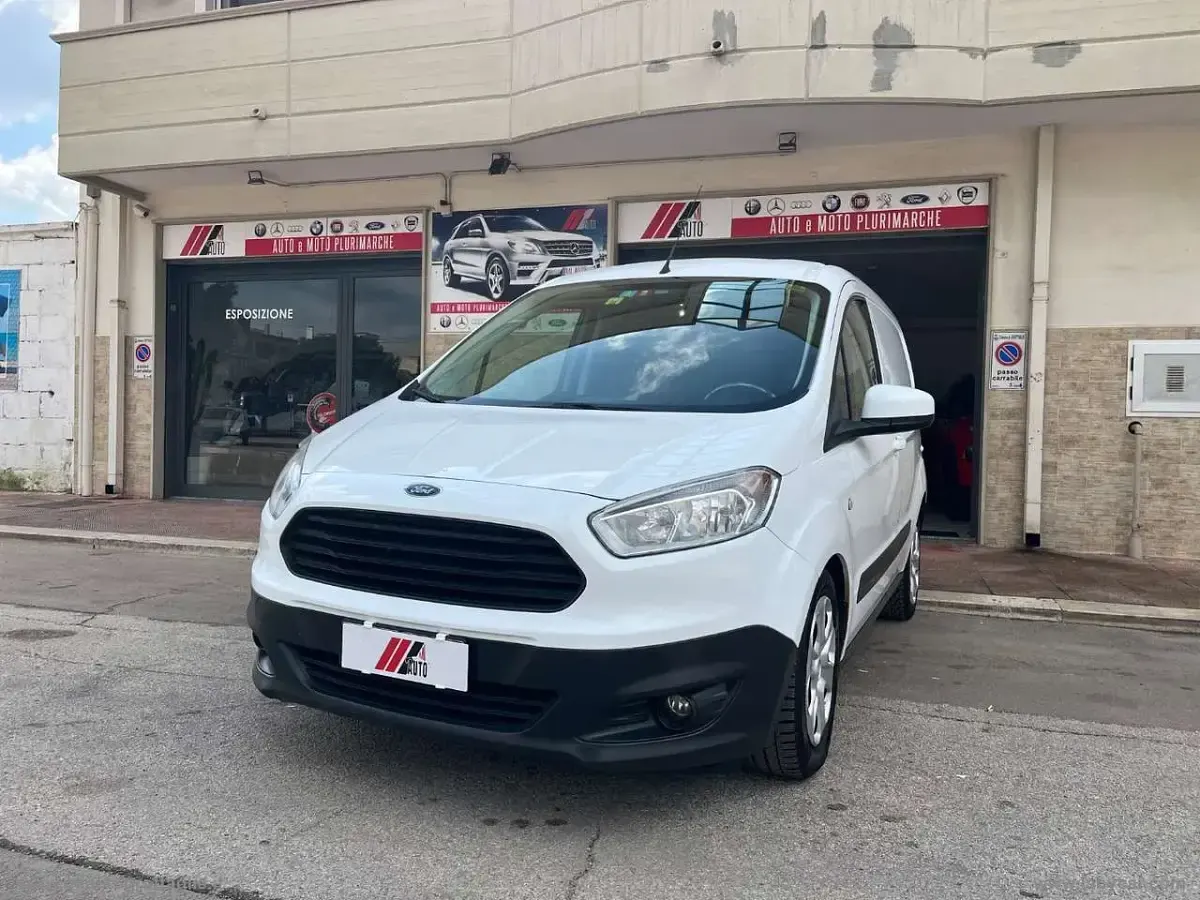 Usata Ford Transit Trend 76 CV (55 kW) 2017 Bianco Furgone