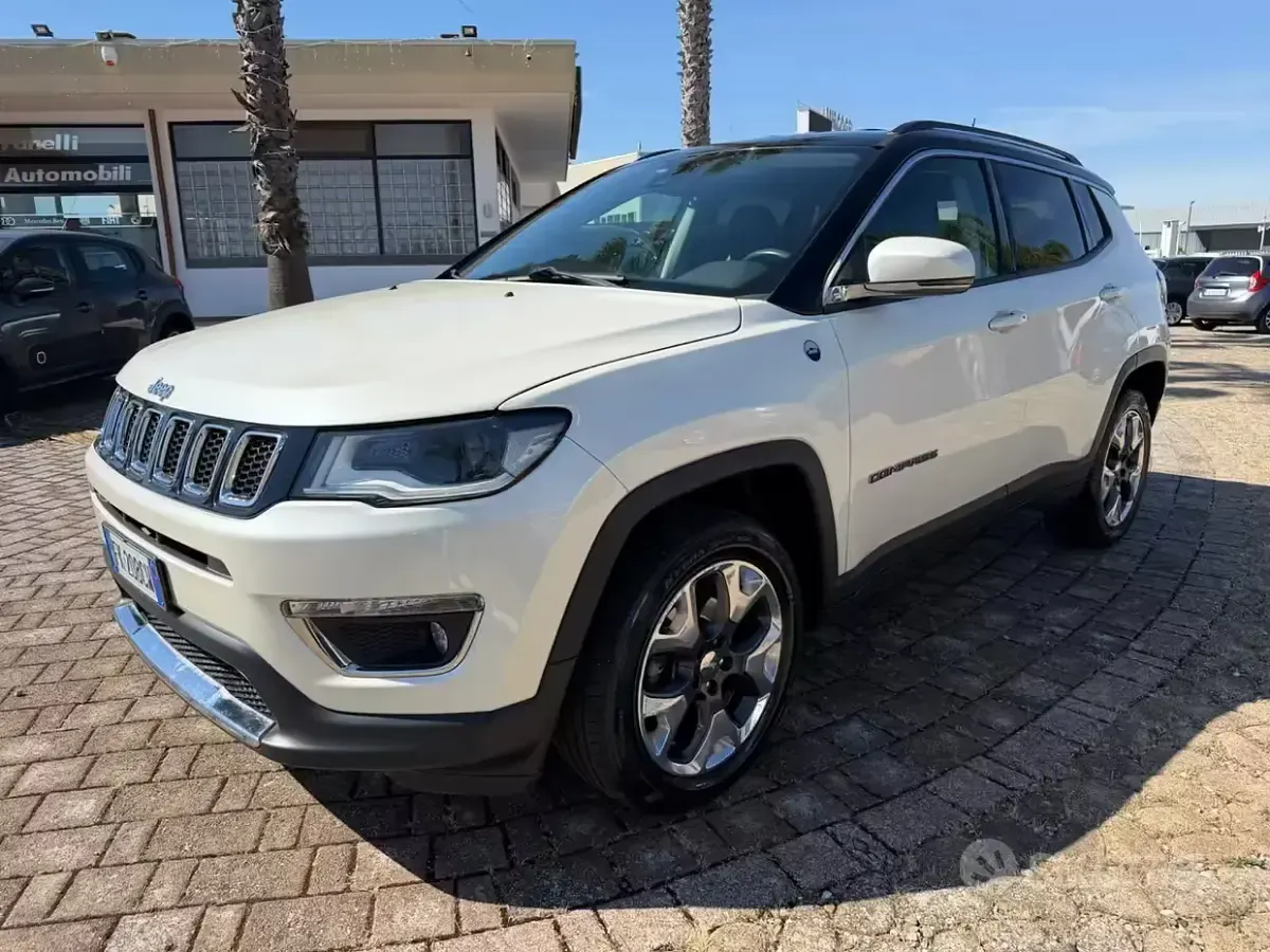 Usata Jeep Compass Limited 140 CV (102 kW) 2017 Bianco SUV