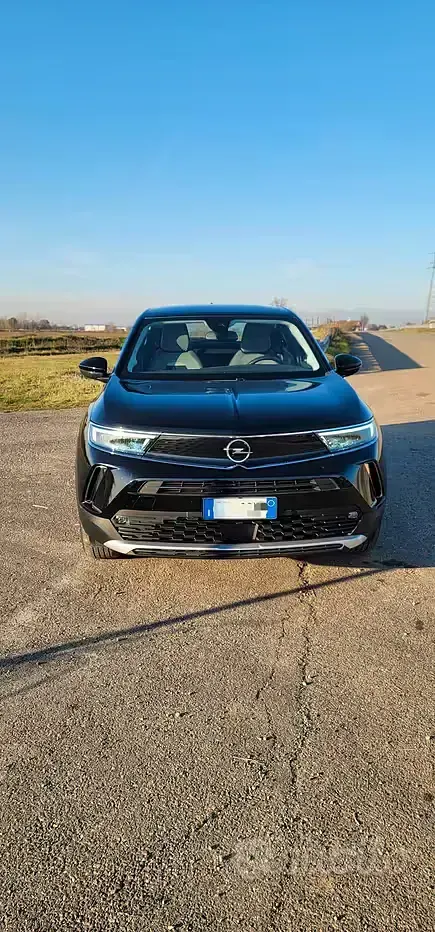 Usata Opel Mokka 131 CV (96 kW) 2022 Nero SUV