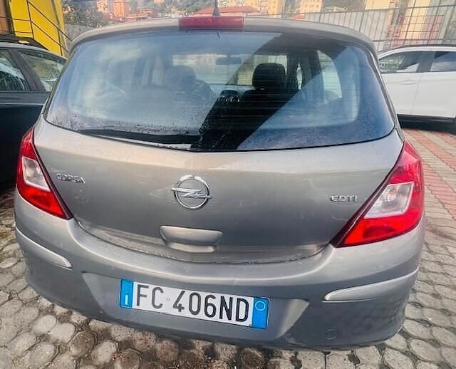 Usata Opel Corsa 75 CV (55 kW) 2016 Grigio Berlina