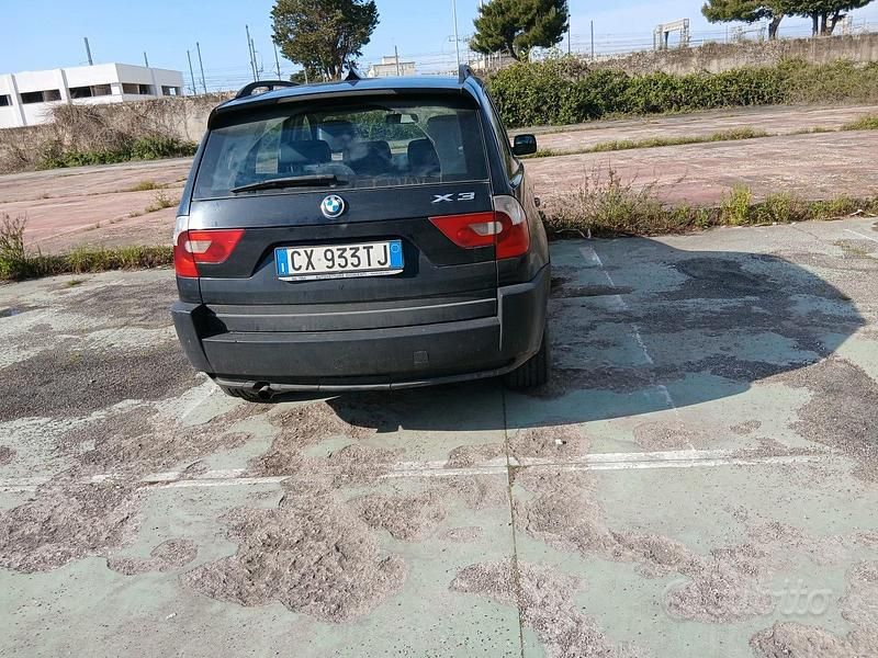 Usata BMW X3 150 CV (110 kW) 2005 Nero SUV