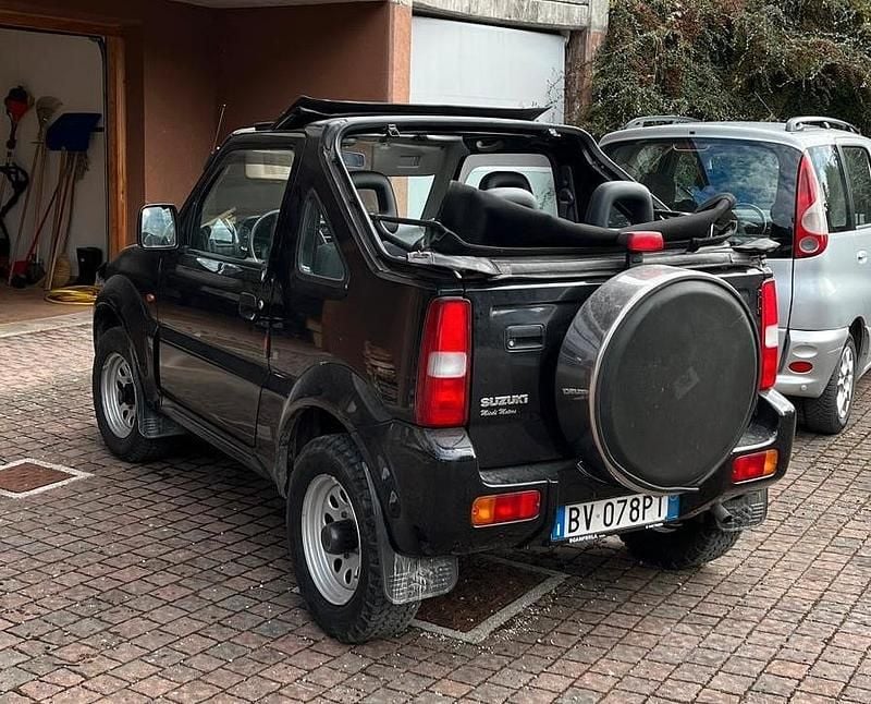 Usata Suzuki Jimny 80 CV (58 kW) 2001 SUV
