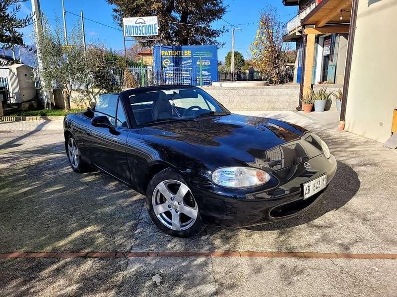 Usata Mazda MX5 110 CV (80 kW) 1998 Nero Cabrio