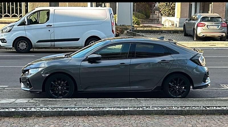 Usata Honda Civic Sport 182 CV (133 kW) 2021 Grigio Berlina