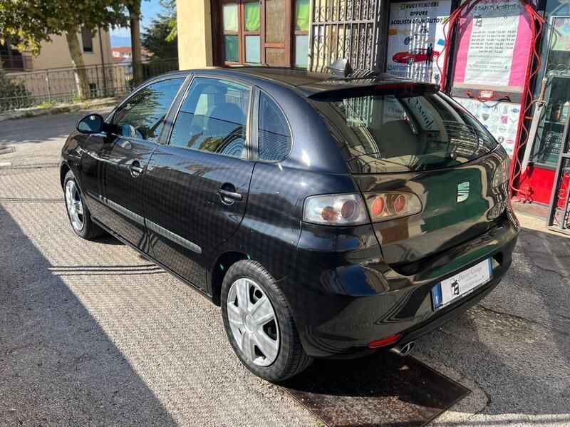 Usata Seat Ibiza 80 CV (58 kW) 2007 Nero Berlina