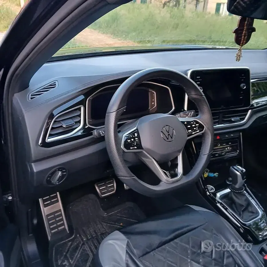 Usata VW T-Roc R 150 CV (110 kW) 2023 Nero SUV