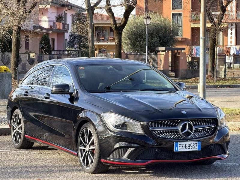 Usata Mercedes CLA220 Premium 177 CV (130 kW) 2015 Nero Berlina