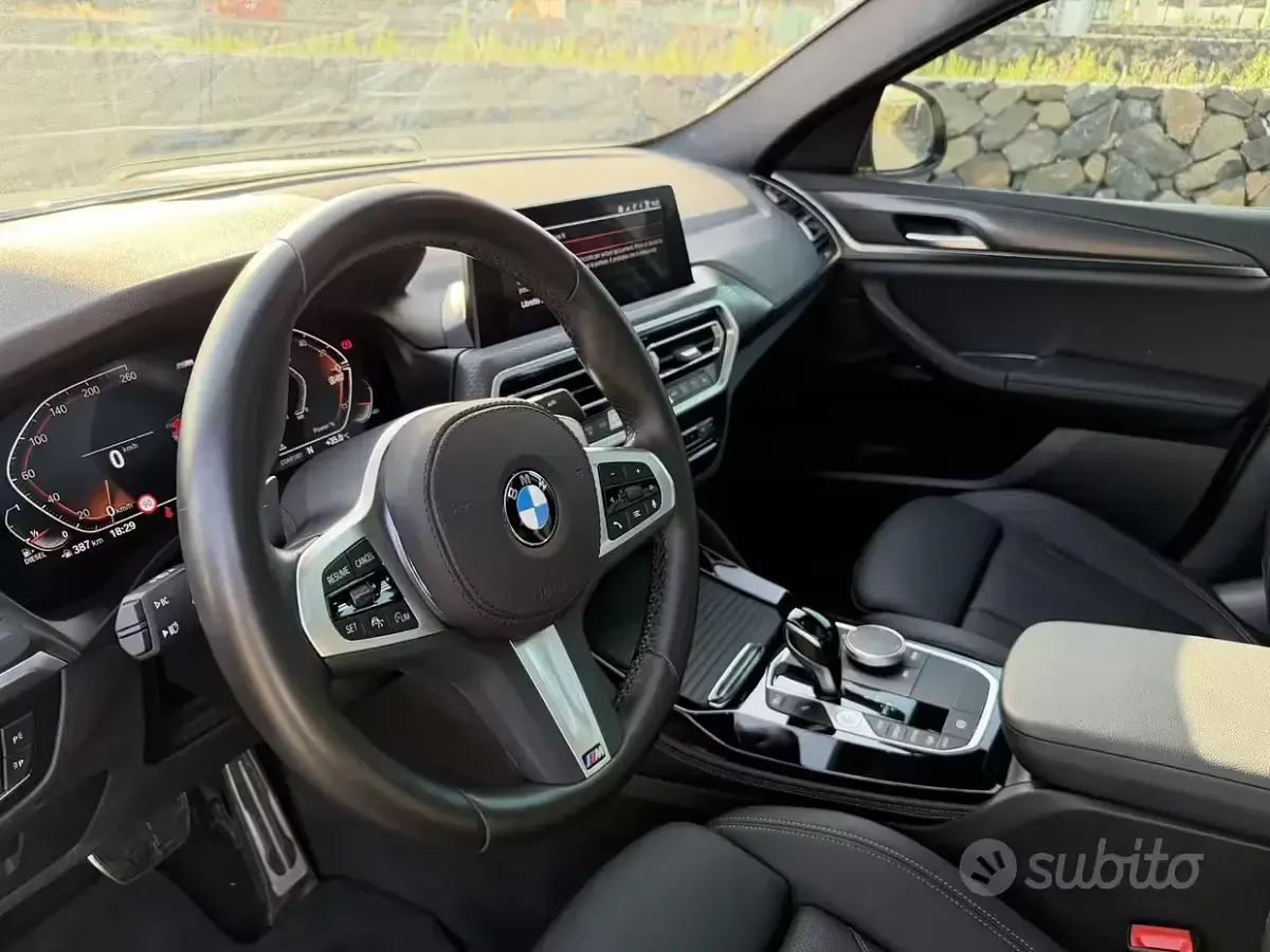 Usata BMW X4 M Sport 190 CV (139 kW) 2024 Grigio SUV