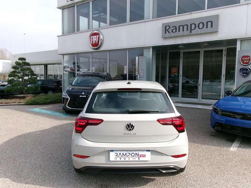 Usata VW Polo Style 95 CV (69 kW) 2022 Grigio Utilitaria