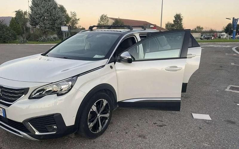 Usata Peugeot 5008 Crossway 177 CV (130 kW) 2018 SUV