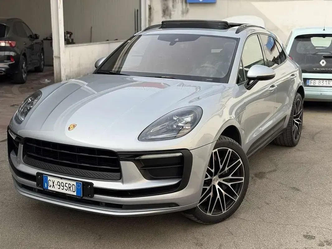 Usado Porsche Macan 265 CV (194 kW) 2023 Plateado SUV