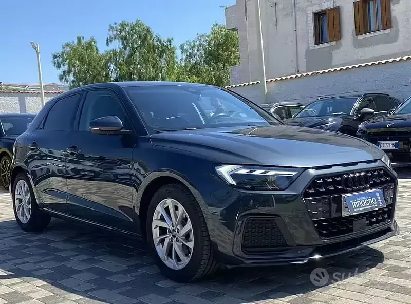 Usata Audi A1 Sportback Admired 110 CV (80 kW) 2021 Grigio Utilitaria