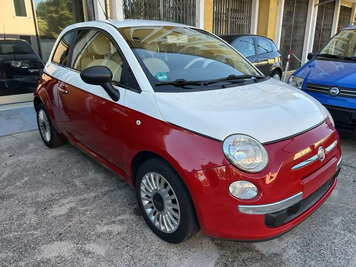 Usata Fiat 500 Lounge 69 CV (50 kW) 2012 Rosso Utilitaria