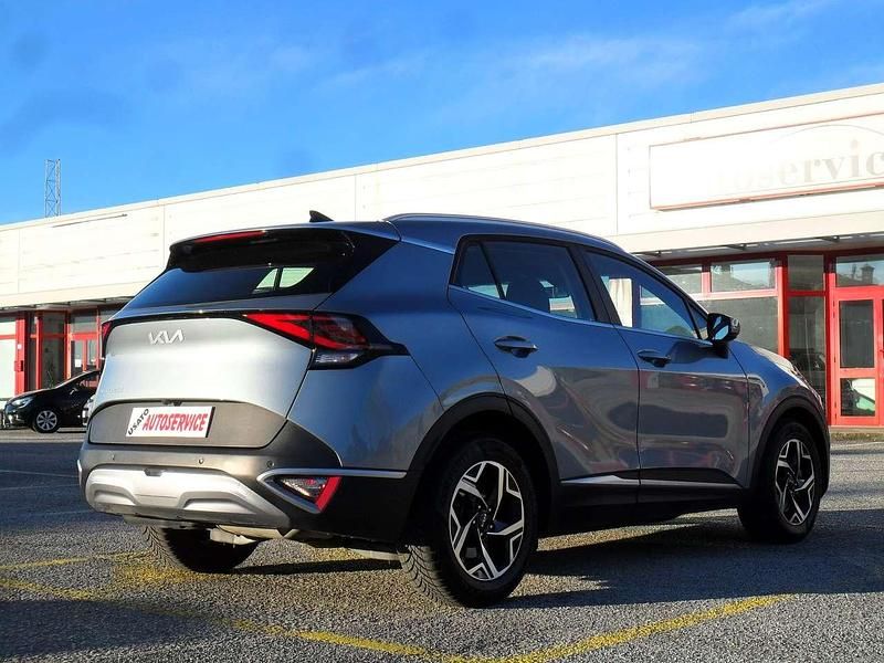 Usata Kia Sportage 136 CV (100 kW) 2022 Lunar silver SUV