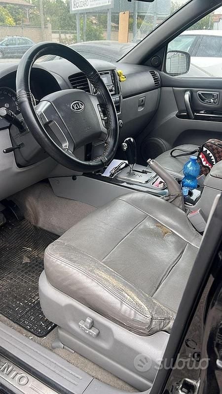Usata Kia Sorento Active 170 CV (125 kW) 2009 Nero SUV