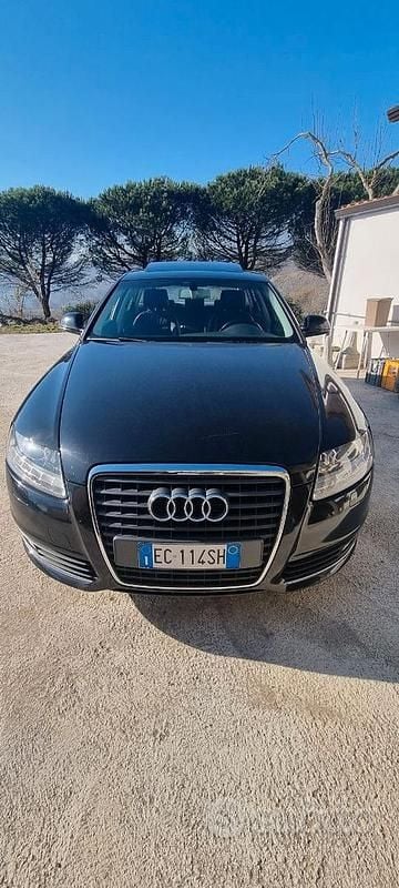 Nero Usata 2011 Audi A6 Tre volumi | 5500 € (Ottimo prezzo) - Immagine 1/4