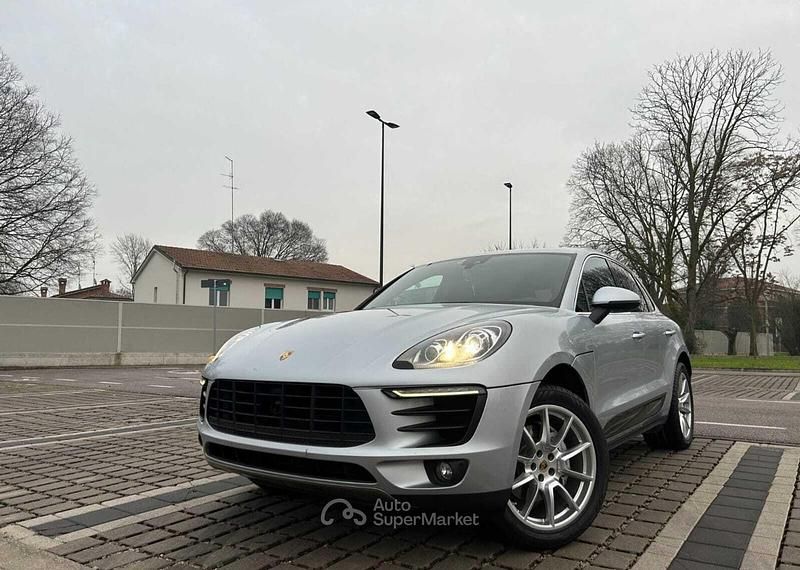 Argento Usata 2014 Porsche Macan S SUV | 27.400 € (Buon prezzo) - Immagine 1/4