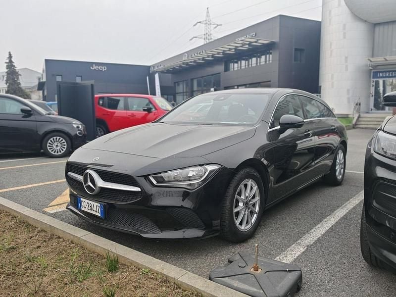 Usata Mercedes A200 150 CV (110 kW) 2020 Nero Utilitaria